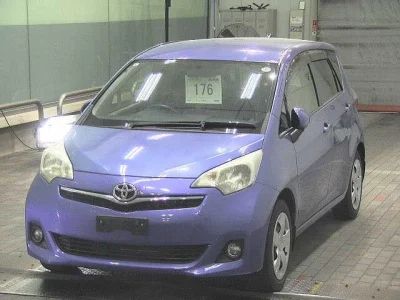 Toyota Ractis