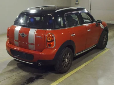 MINI Crossover