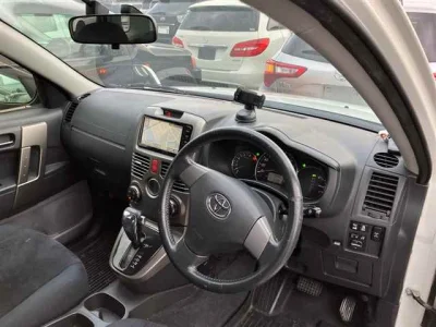 Toyota Rush