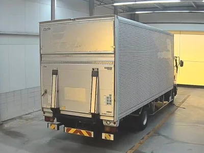 Isuzu FORWARD