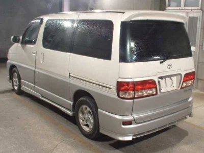 Toyota Hiace Regius