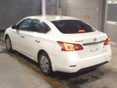 Nissan SYLPHY
