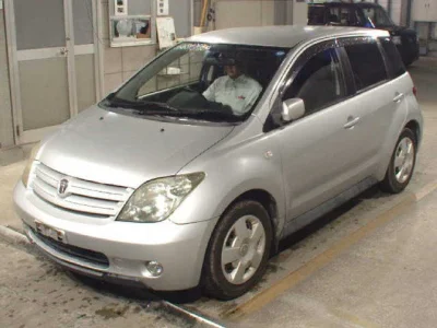 Toyota Ist