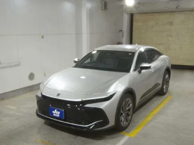 Toyota Crown Crossover