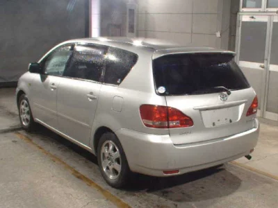 Toyota Ipsum