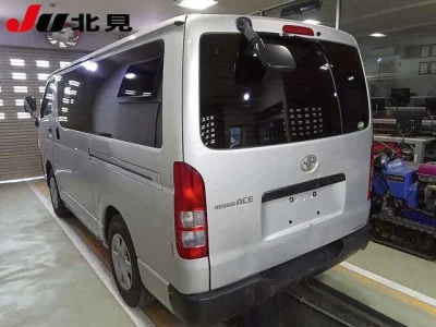 Toyota RegiusAce