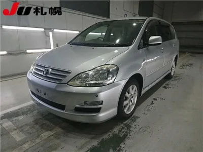Toyota Ipsum