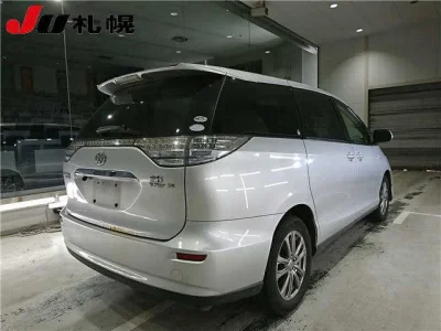 Toyota Estima Hybrid