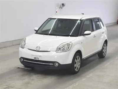 Mazda Verisa