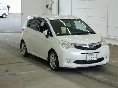 Subaru TREZIA