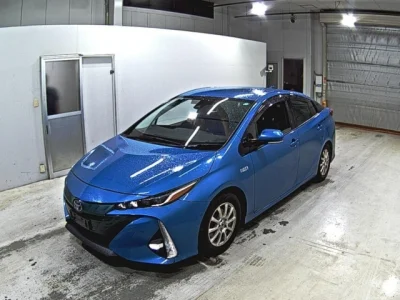 Toyota Prius PHV