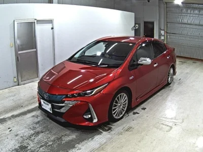 Toyota Prius PHV