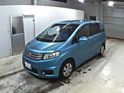Honda Freed Spike
