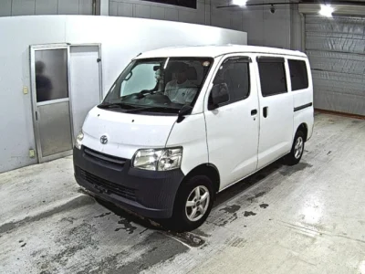 Toyota LiteAce Van
