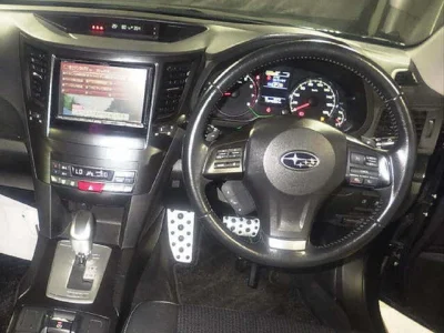 Subaru Legacy B4