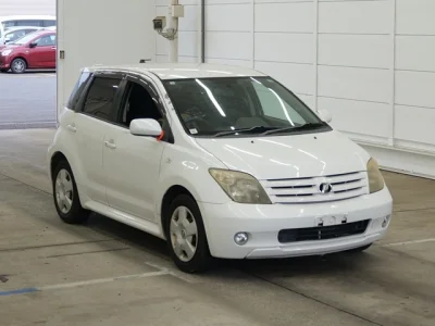 Toyota Ist