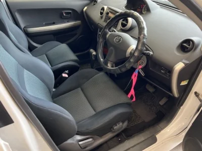Toyota Ist