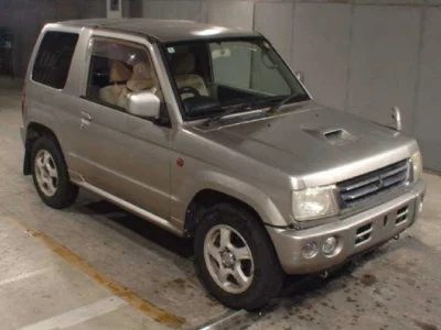 Mitsubishi Pajero Mini