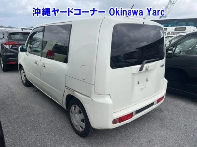 Honda Mobilio Spike