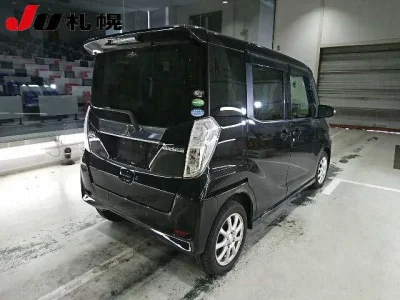 Mitsubishi eK X Space