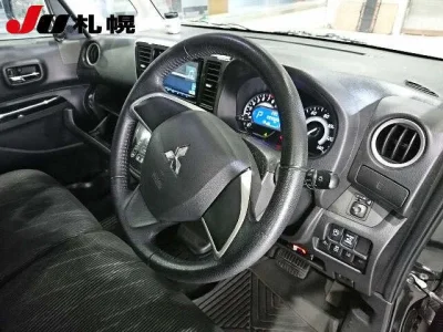 Mitsubishi eK X Space