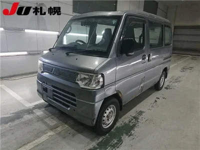 Mitsubishi Minicab Van