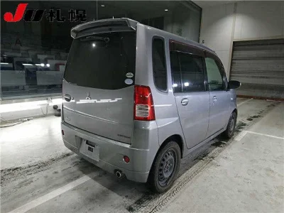 Mitsubishi Toppo