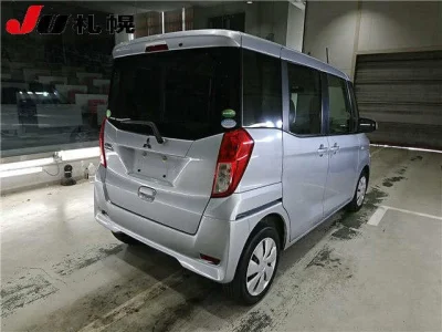 Mitsubishi eK X Space