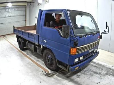 Mazda Titan
