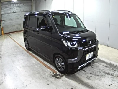 Mitsubishi Delica Mini