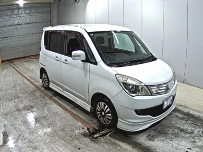 Mitsubishi Delica D:2