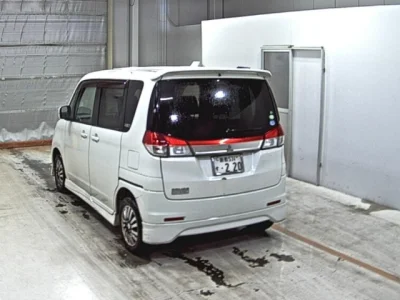 Mitsubishi Delica D:2