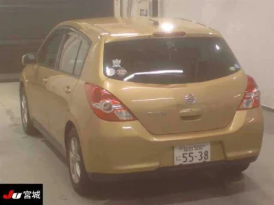 Nissan Tiida