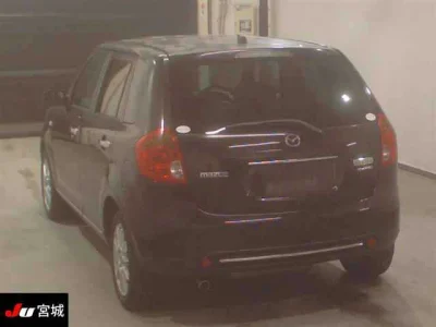 Mazda Verisa