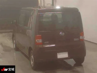 Daihatsu Move Conte