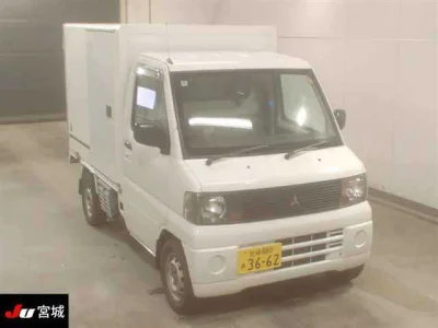 Mitsubishi Minicab Truck