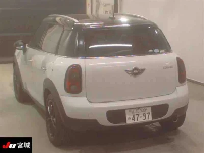 MINI Crossover