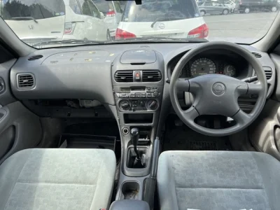 Nissan Sunny