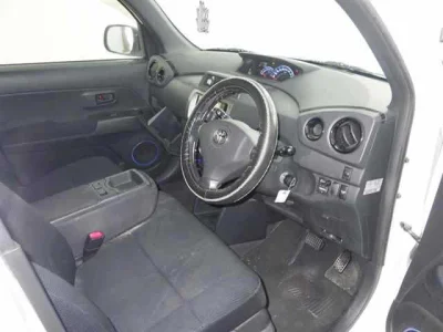 Toyota bB