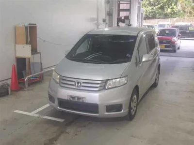 Honda Freed Spike