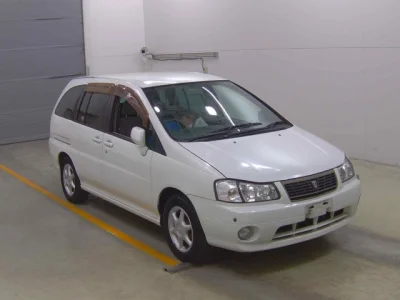 Nissan Prairie
