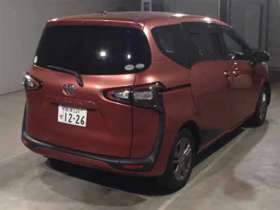 Toyota Sienta
