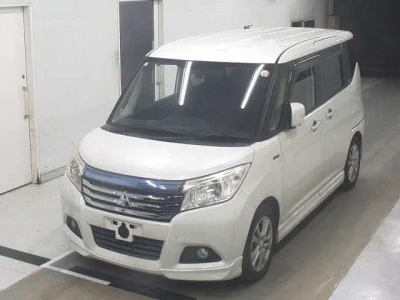 Mitsubishi Delica D:2