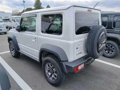 Suzuki Jimny Sierra