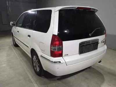 Mitsubishi Chariot Grandis