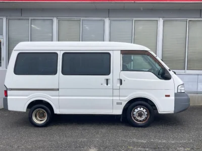 Mazda Bongo Van
