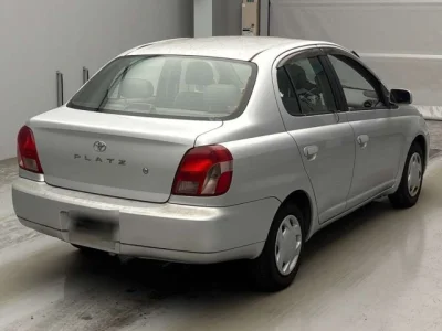 Toyota Platz