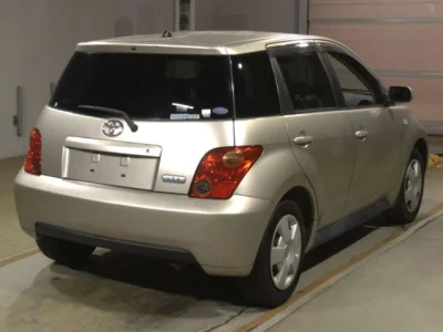 Toyota Ist