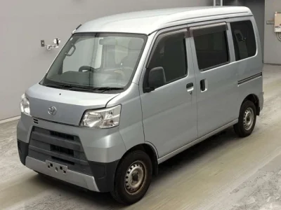 Toyota Pixis Van