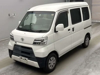Toyota Pixis Van